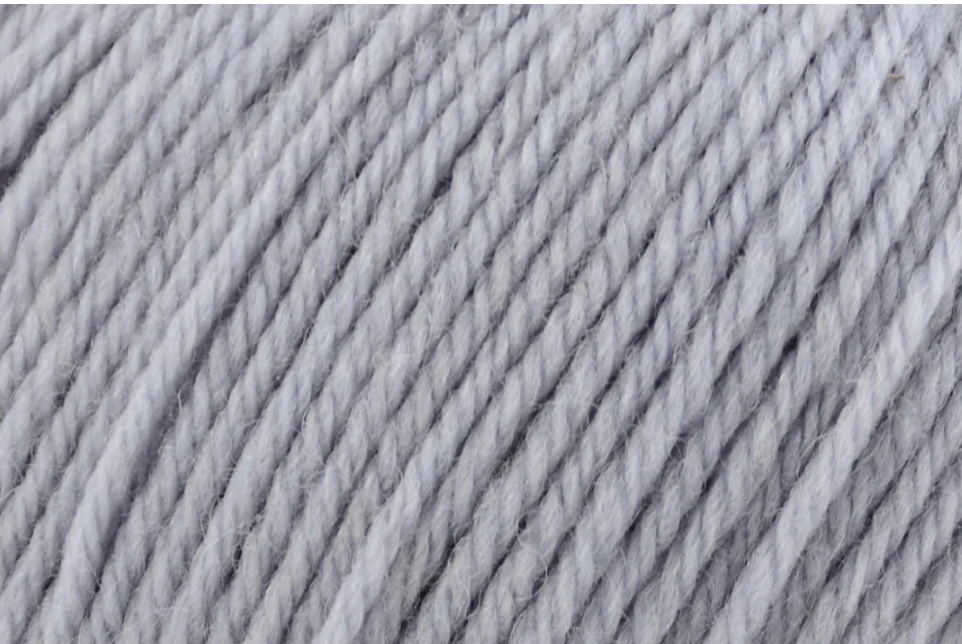 Deluxe Worsted Superwash - Icy Grey